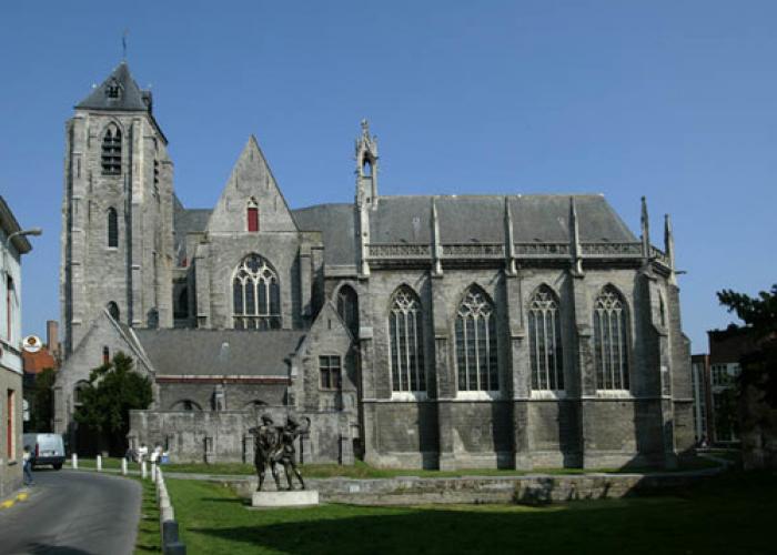 Onze-Lieve-Vrouwekerk in Kortrijk