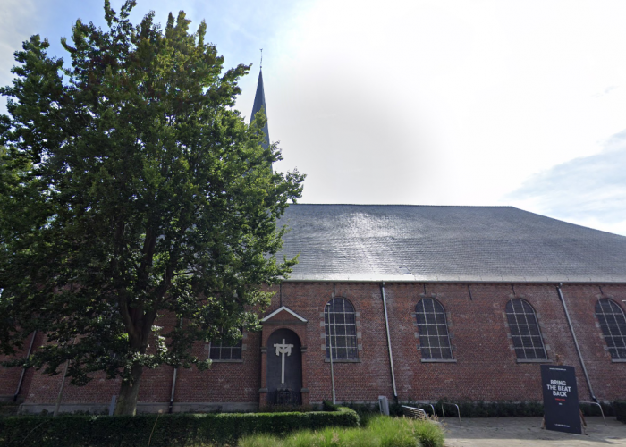 Sint-Columbakerk Deerlijk Centrum