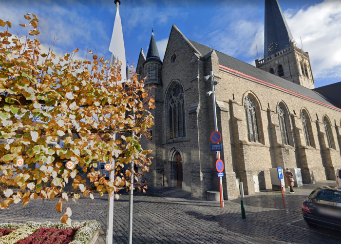 Sint-Amandus en Sint-Blasiuskerk Waregem Centrum